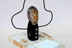 20043